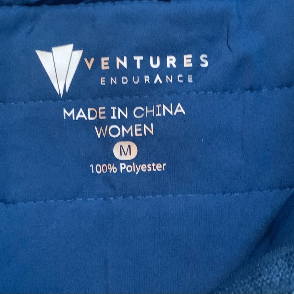 ⭐️SOLD⭐️Ventures Endurance DC Wonder Woman Run Series Puffer Jacket M w/Medal - Picture 4 of 10